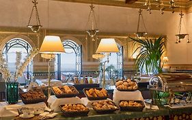 Alhambra Palace Hotel